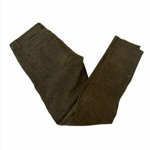 PART TWO Green Leopard Stretch Straight Leg Jean